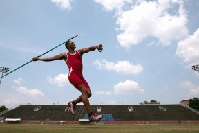 WANBO SPORTS 彩金最高平台-Doinb第十二赛季，澳洲救世主燃爆万人球场